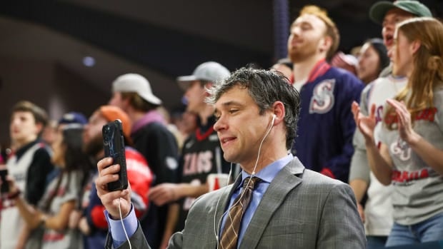 Dan Dickau